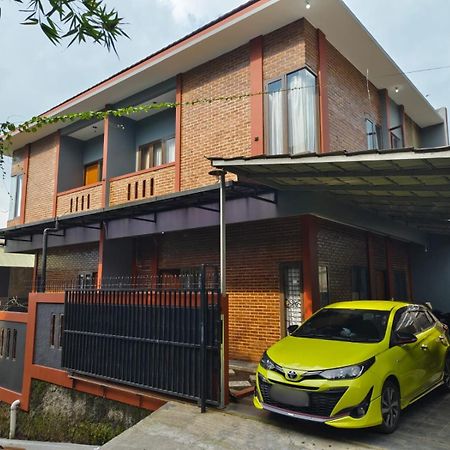 Bajorah Homestay Lembang Eksteriør billede